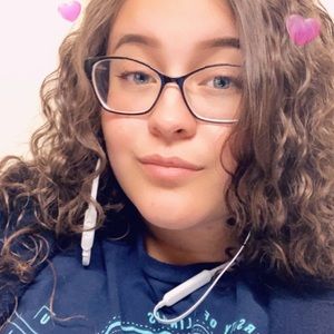 Meet your Posher, Amarilys